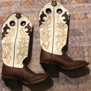 Women’s Tony Lama boots